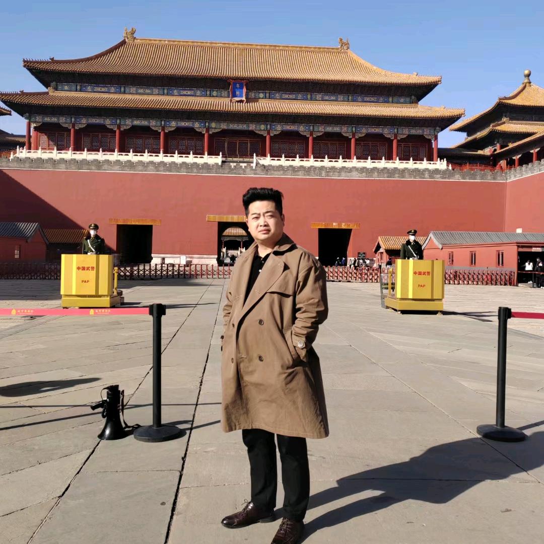 金不二先生(情绪驿站)不是三胖