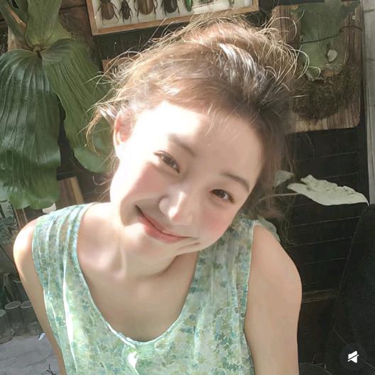 糕冷小晗