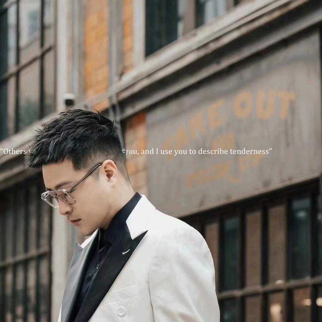 李哥哥-来自朋友的情感表达