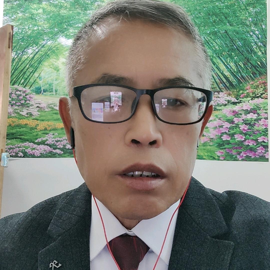 晴朗的天空，唱歌🎤主播下午一点开播