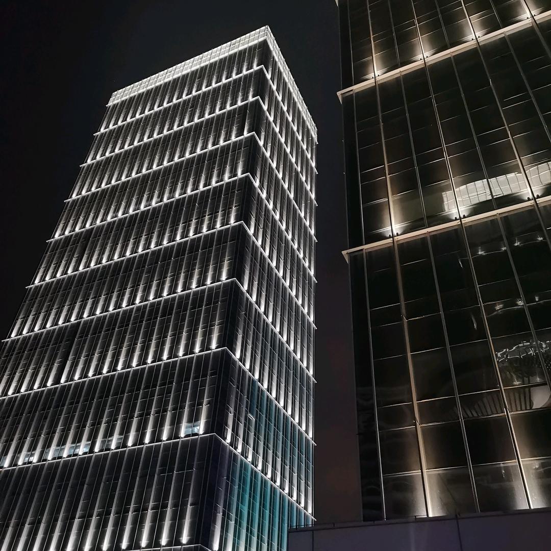 相信物理学定律