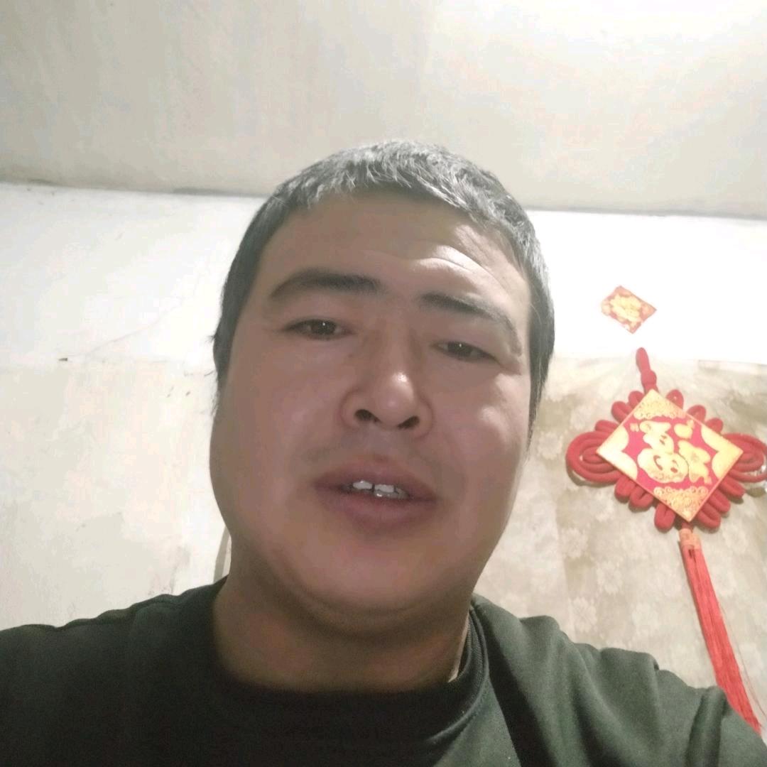 微笑的背后