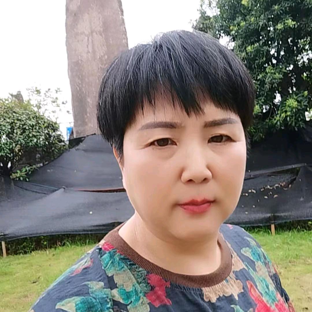 农村大妈