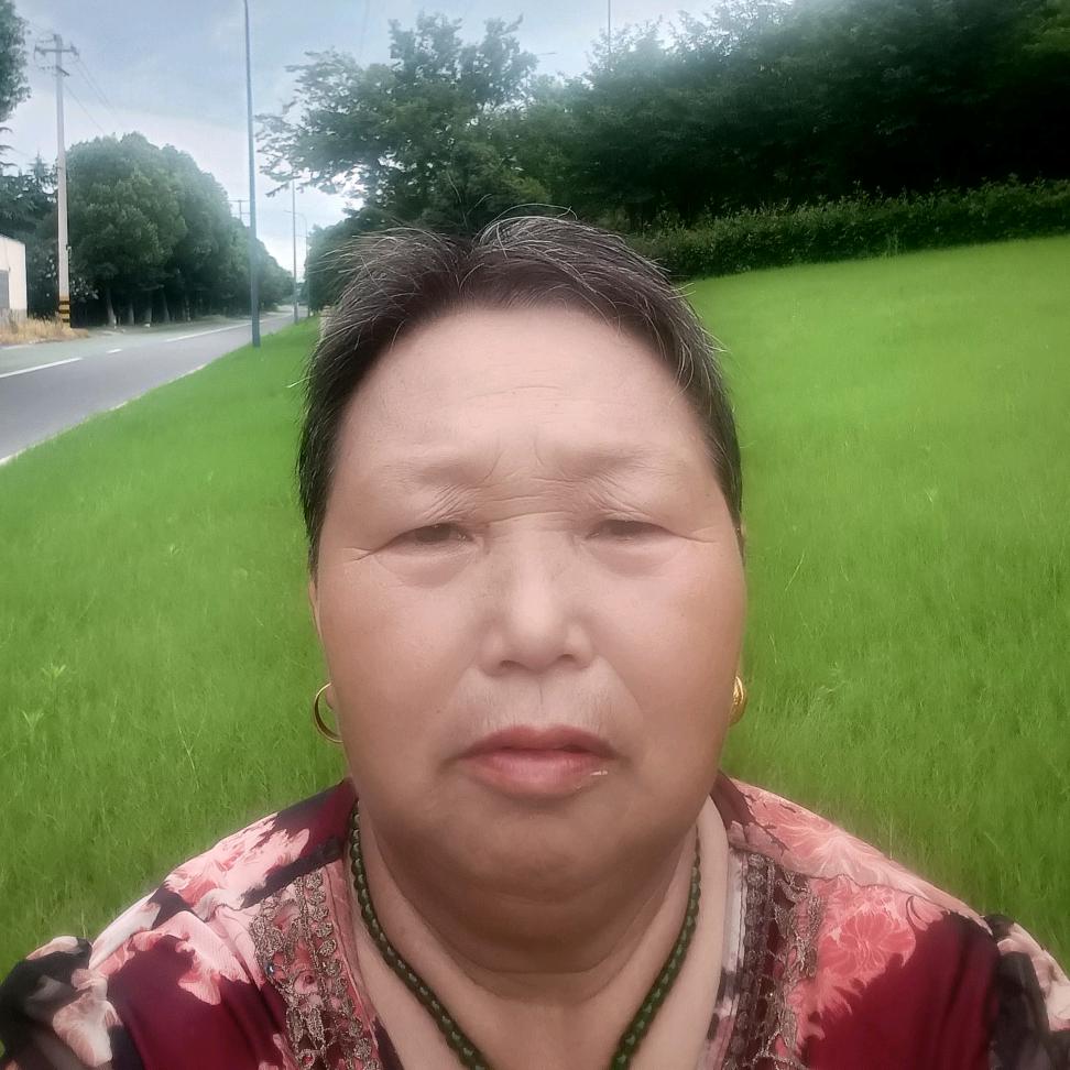 龙三姐