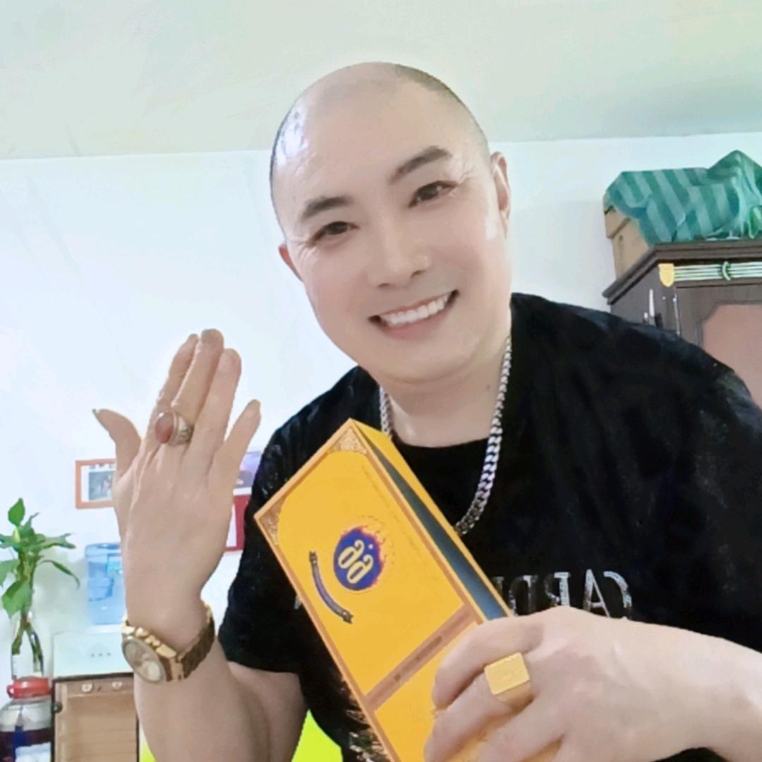 小哥