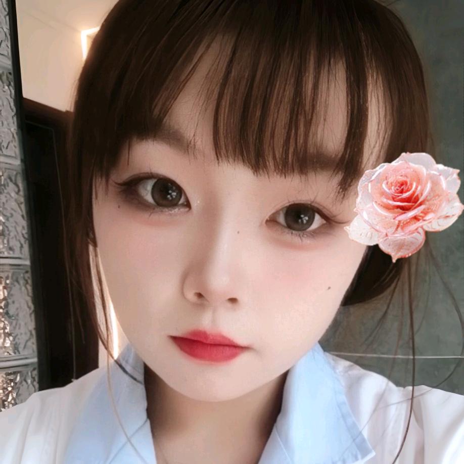 小珺珺🫧西宁美业