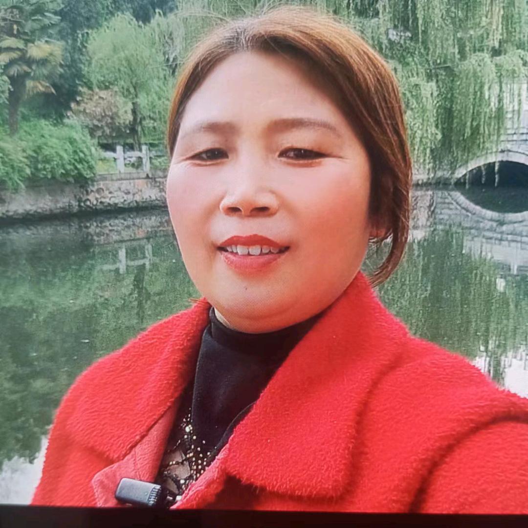 纭姐首播每晚7点40分