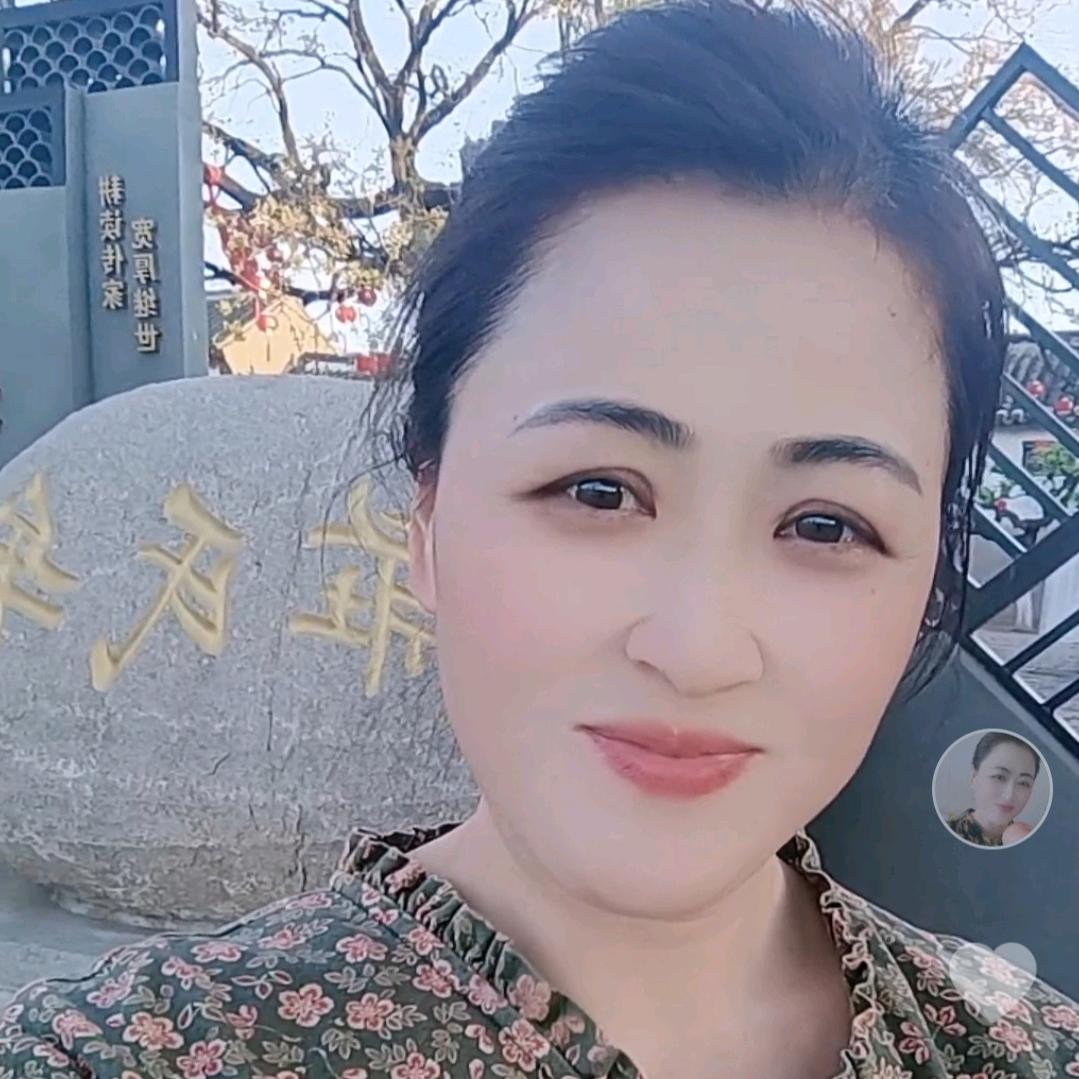 栖霞婉宁