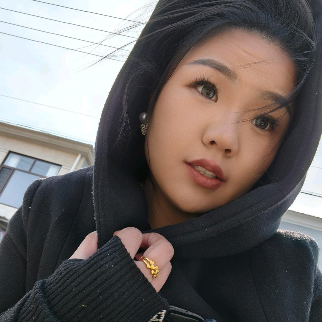 大厂装监控的小老妹儿
