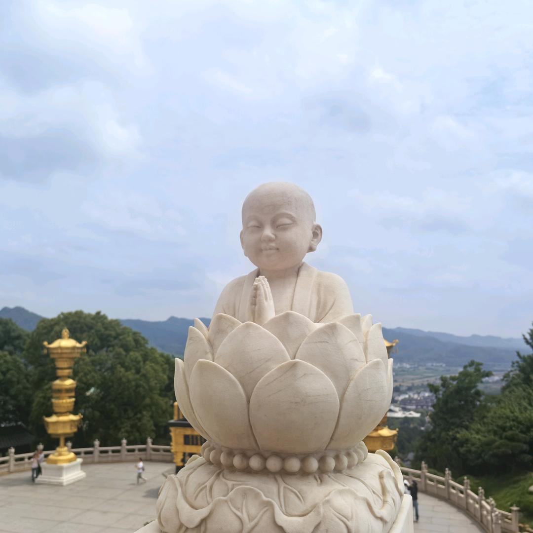 半角纤茶奶茶店