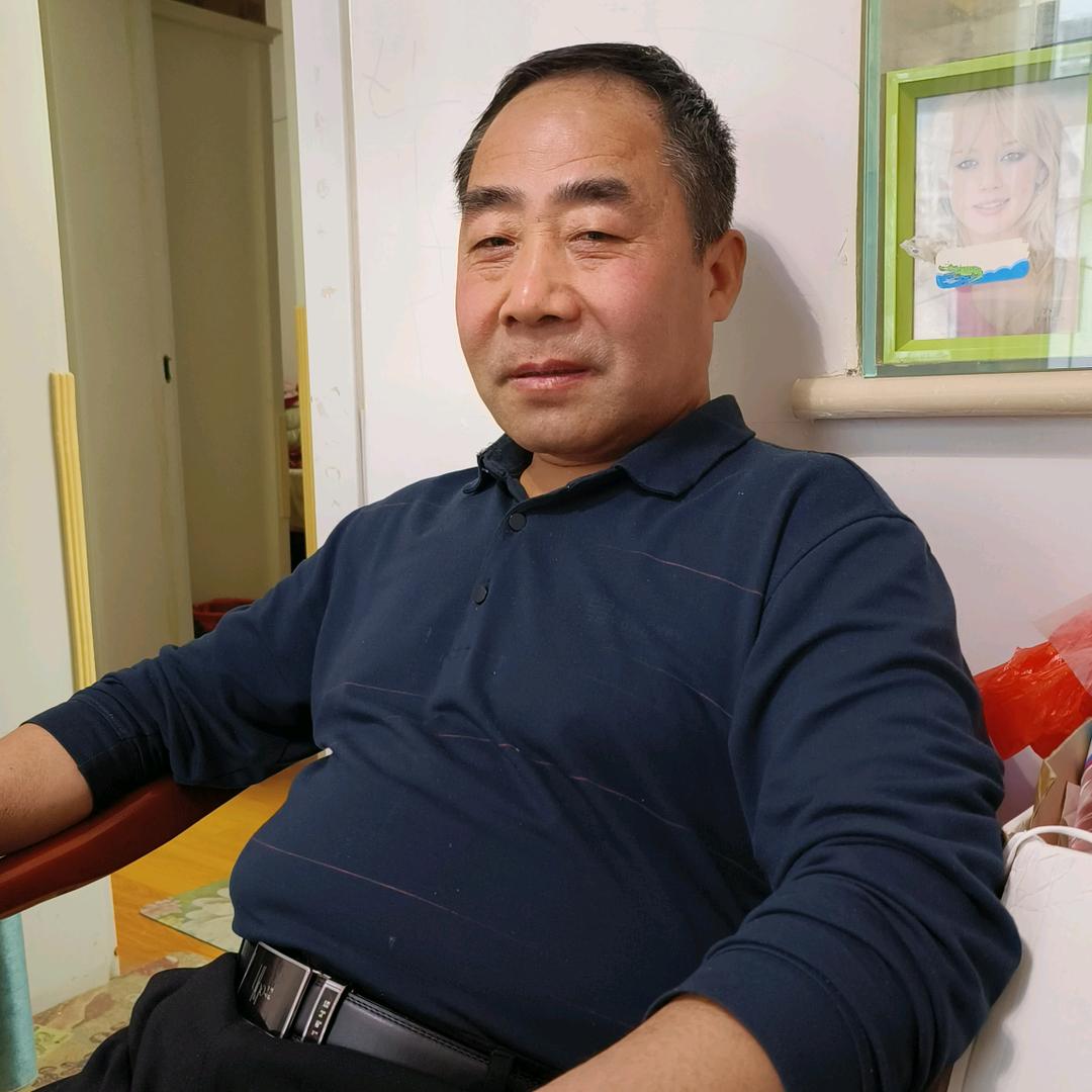 小郭他老爸（老班长）