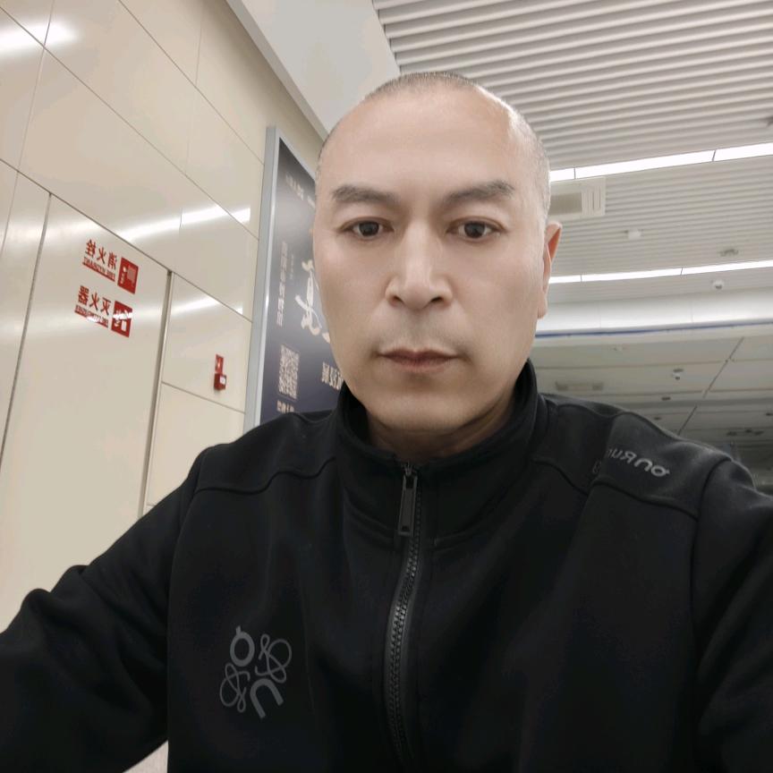 时光吹老了好少年