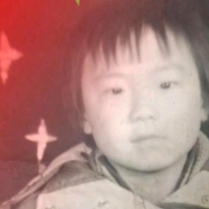 龙亚东