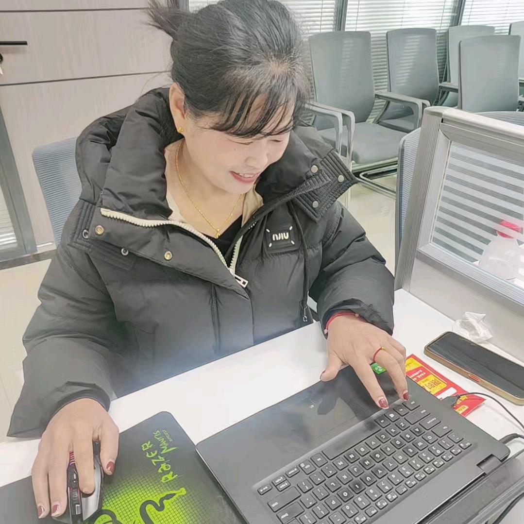 50岁小姨-在深圳电话销售