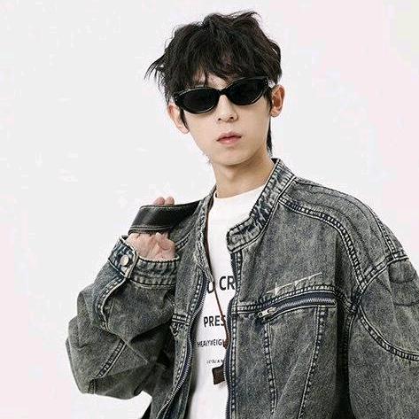 定义者潮流穿搭