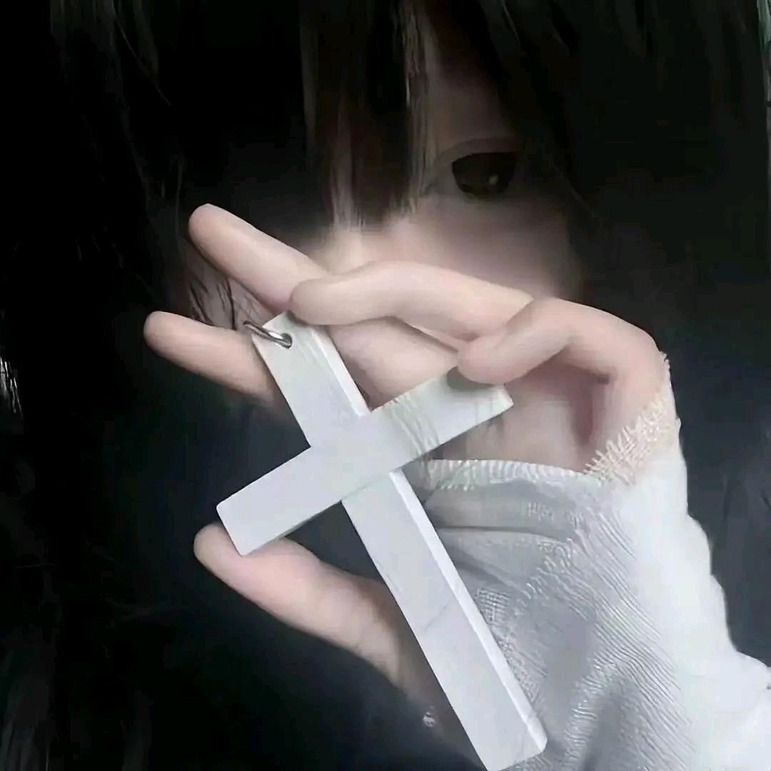 Clσudy