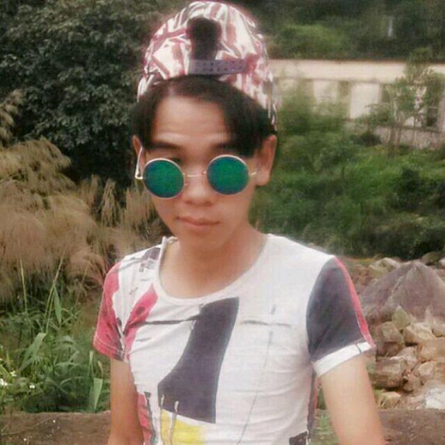 兜里 ♡的半颗糖