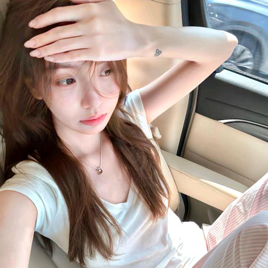 请叫我小金鱼