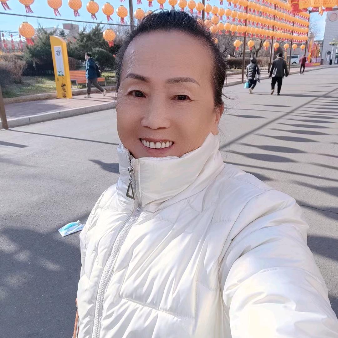 淑萍拒绝私聊。连赞别超过10个。清理死粉