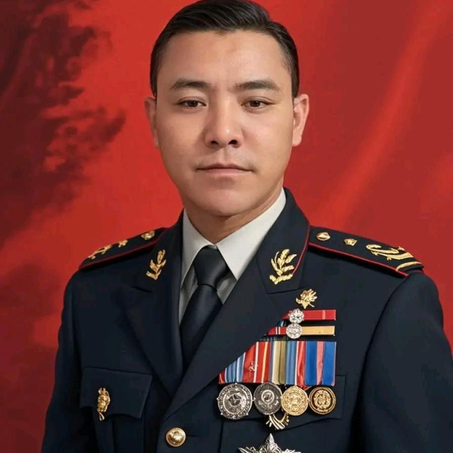 美丽人生容霞