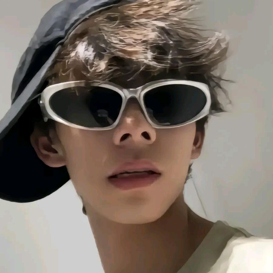 @爱困