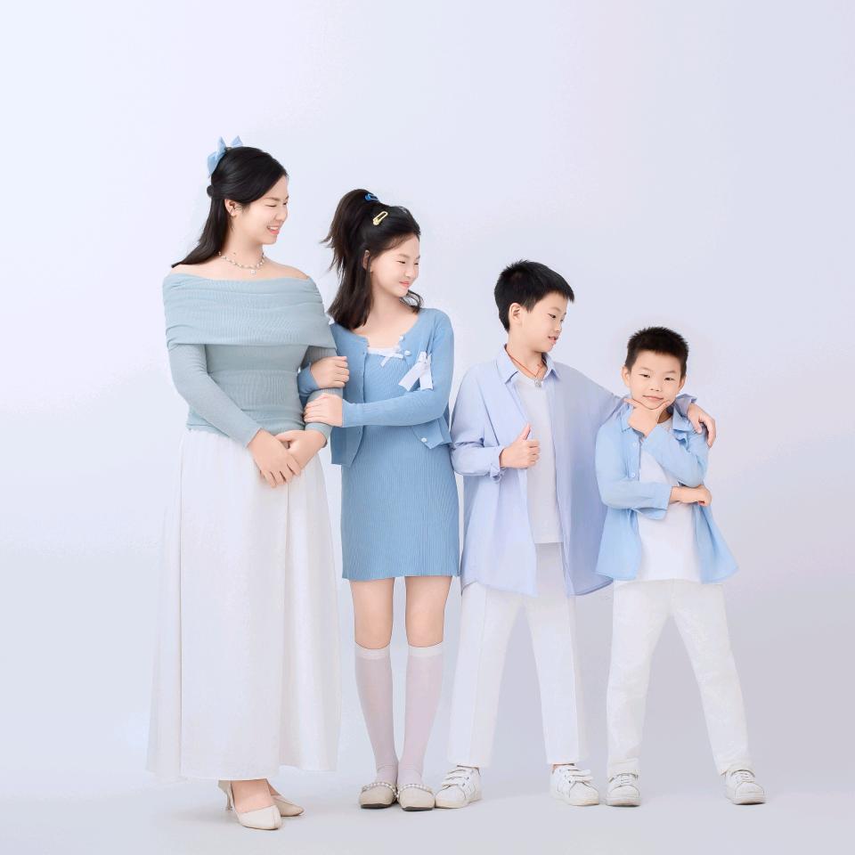 左左