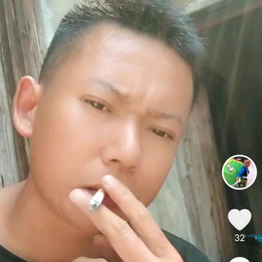 《哊點壞》