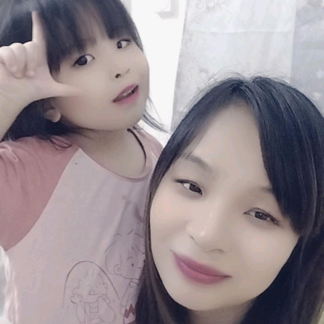 单亲妈妈带三娃