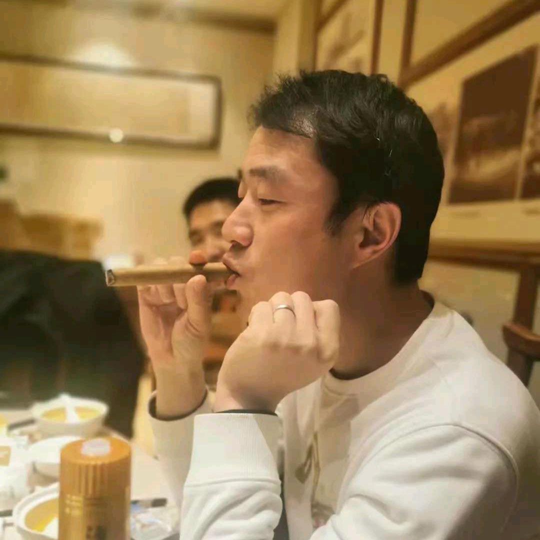 ༆☯时来ぅ运转᭄: ༆WANG