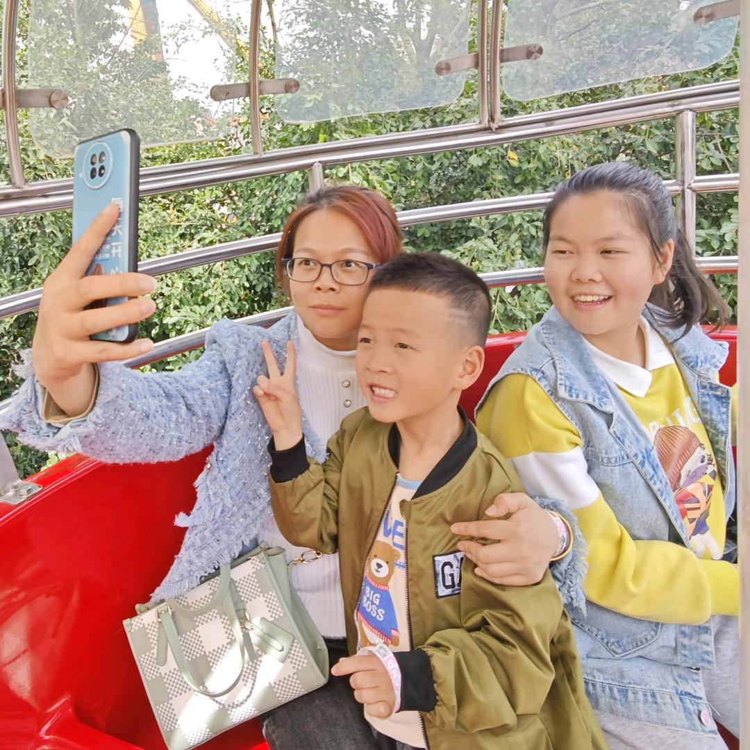 伶睿爸爸