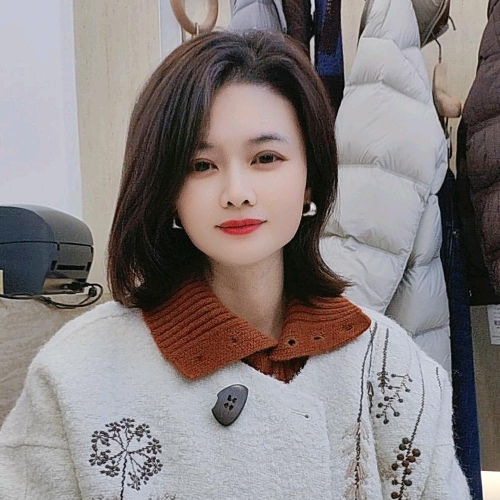 汨罗 简.衣女装 杨帆