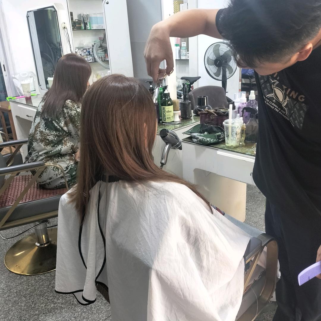 超剪理发店官方号