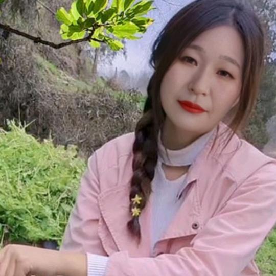 欢乐姨，晚上8：10分开播