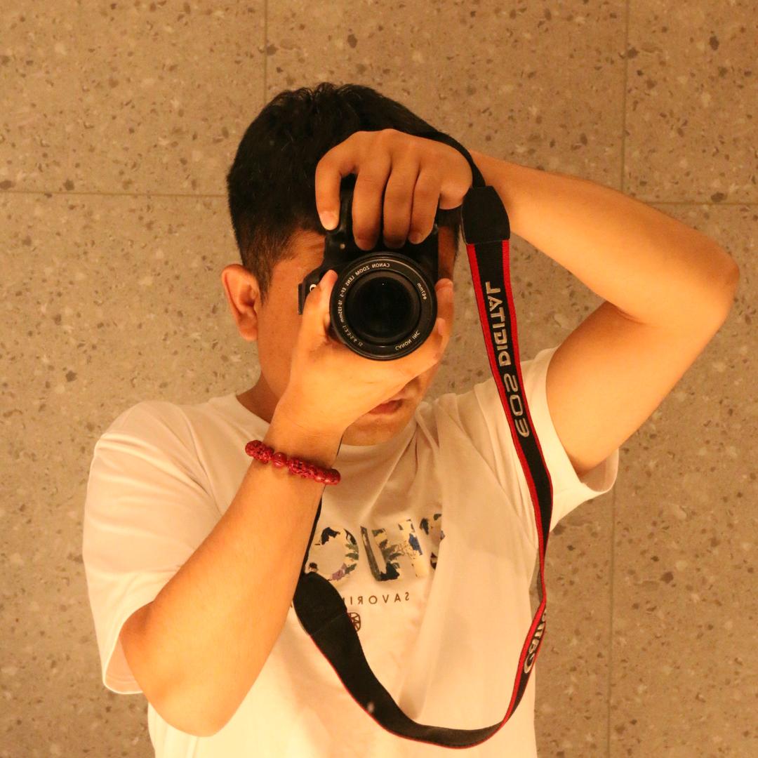 爱吃刀削面的尔康