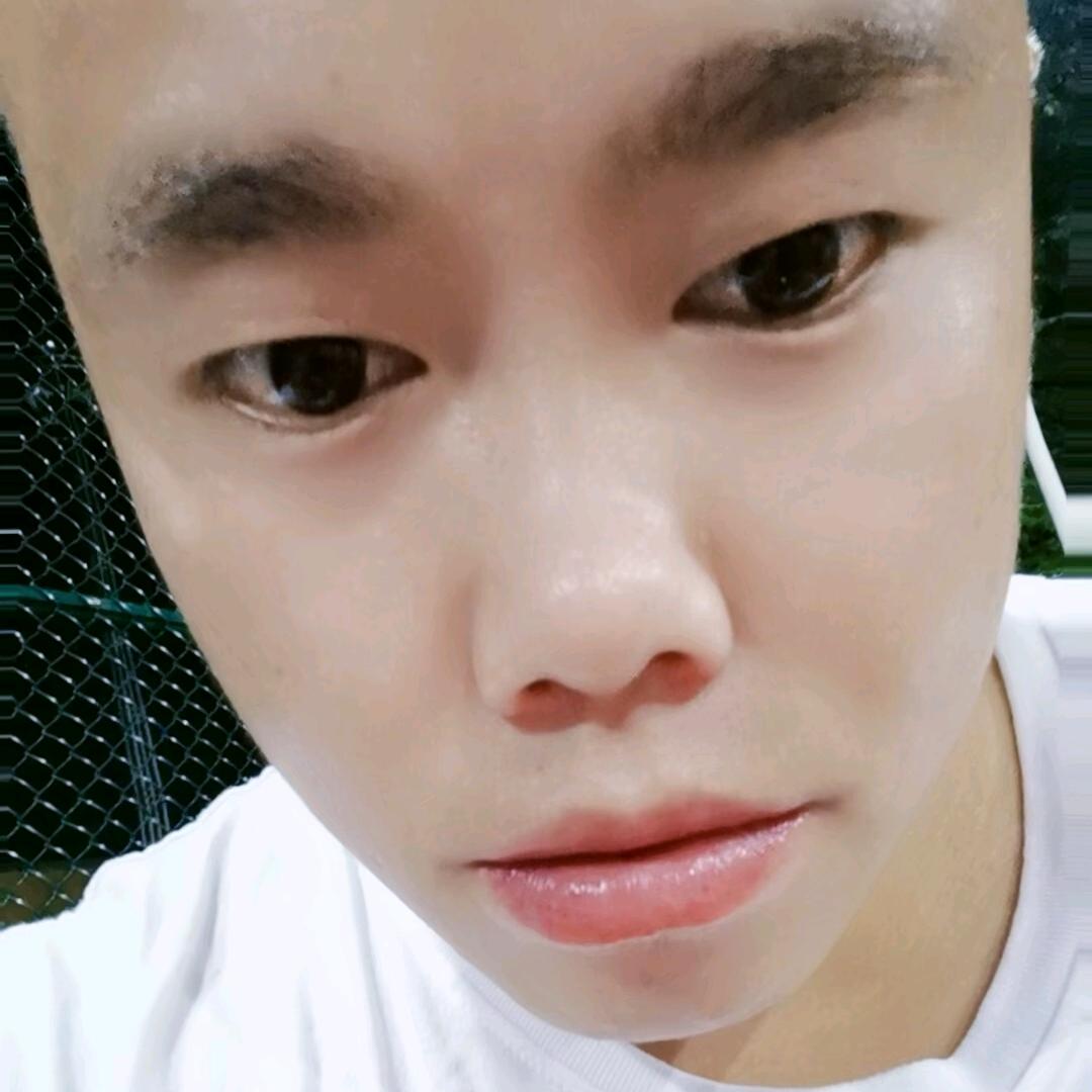 ℒᎭℯ⃝🚬俗人一介