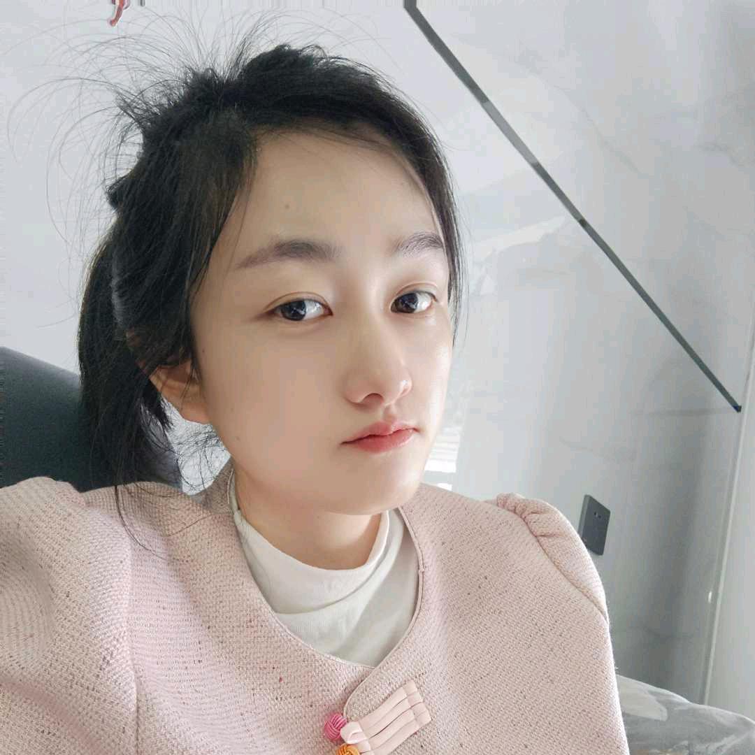 笑笑º⁸¹⁹