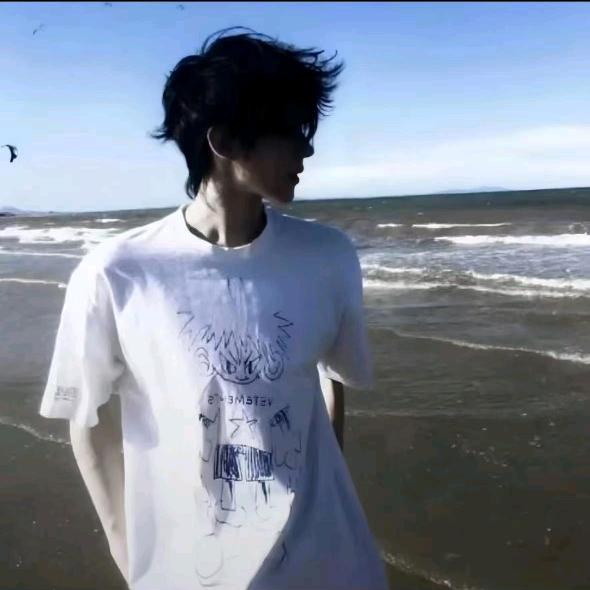 𝑦.小温