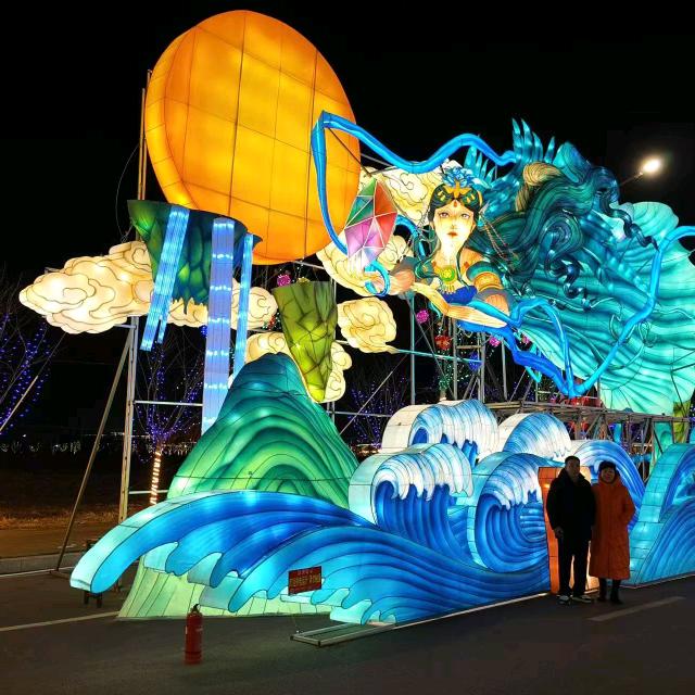 接军事航天大型展览 大型军事模型 坦克