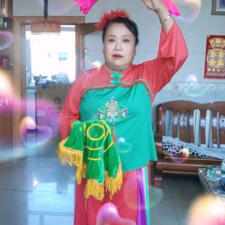 开心快乐老太太