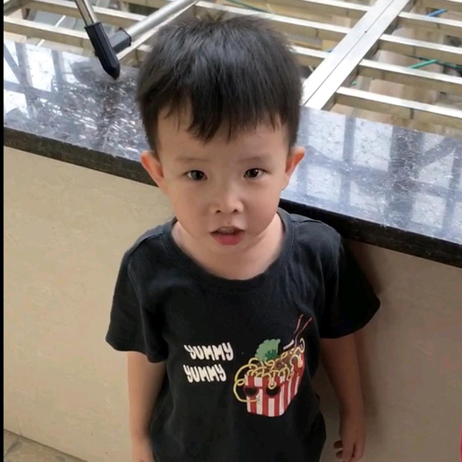 嘻嘻同学
