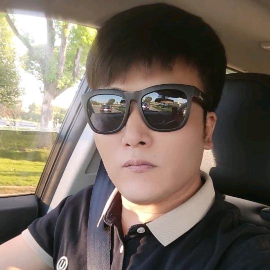 爱笑的人