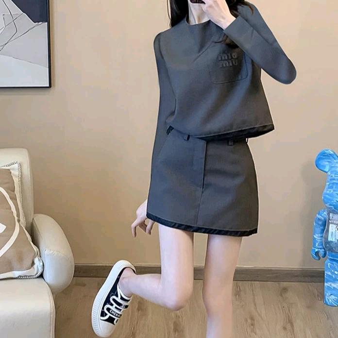 时尚柚子女装店