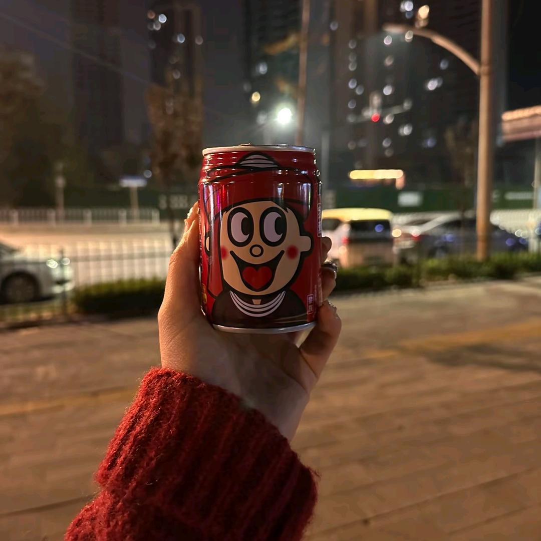 爱笑的燕子
