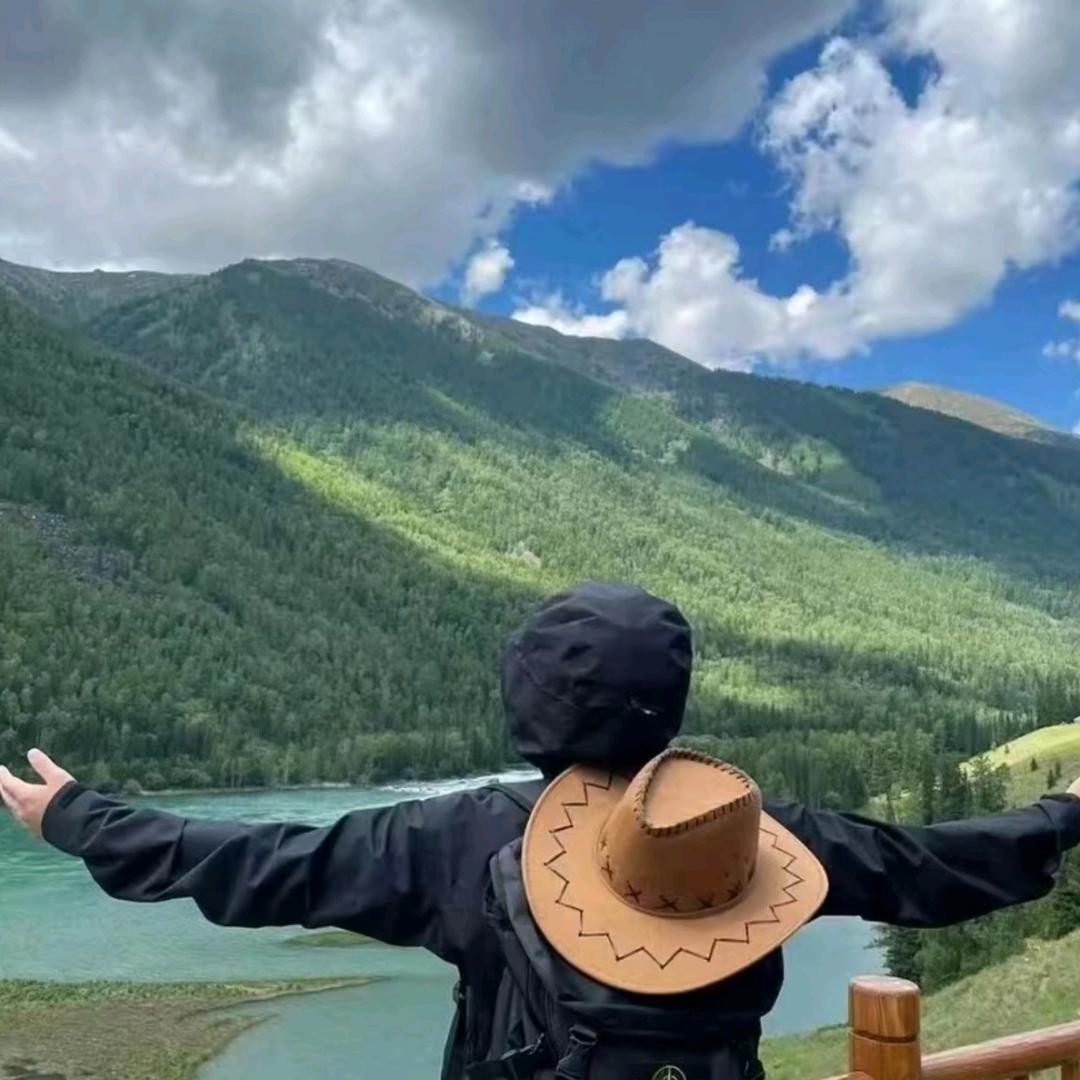 🇨🇳踏歌而行