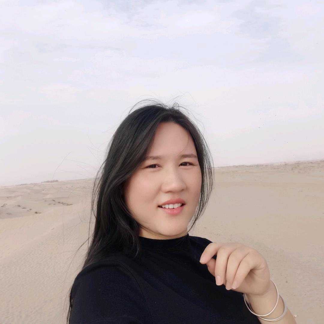 卓春芳头像