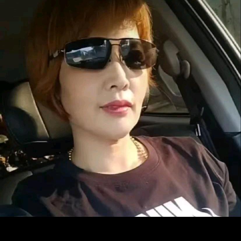 aru你若盛开，清风自来。