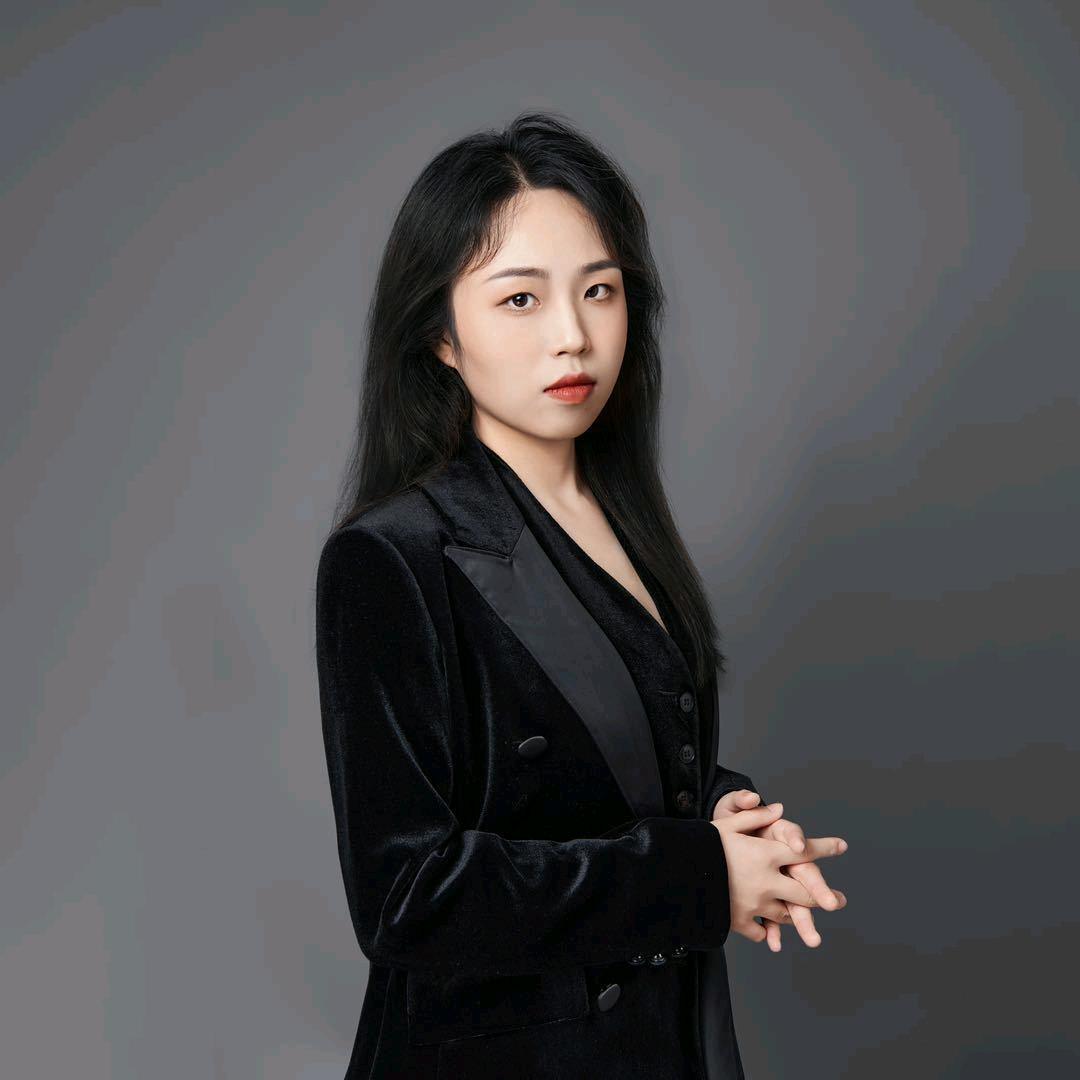 李忠莹律师-瑜心律法团队