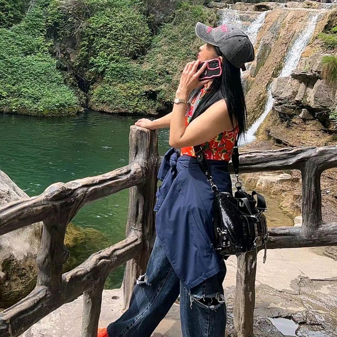 爱运动的王小妮