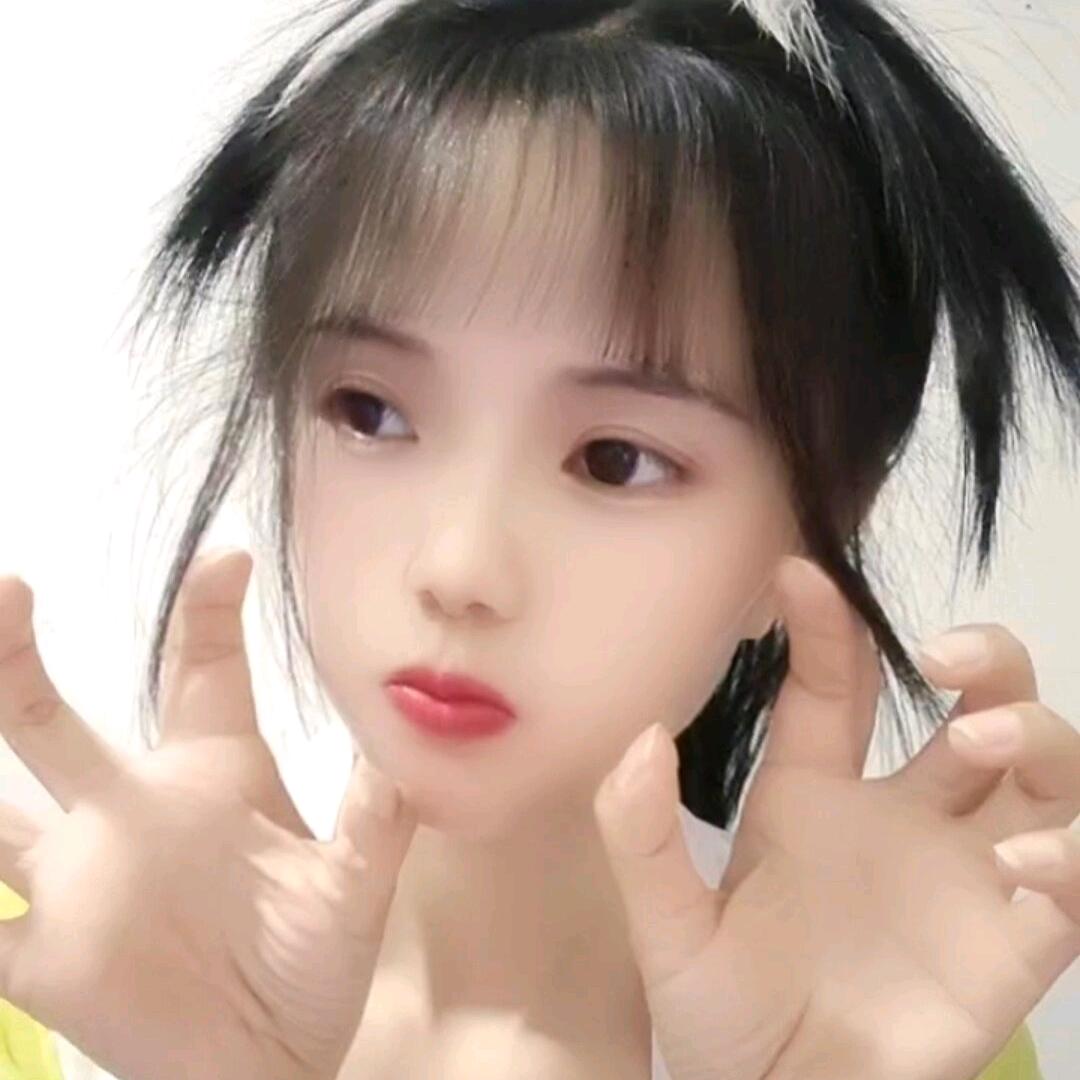 小丫头♥(｡￫v￩｡)♥