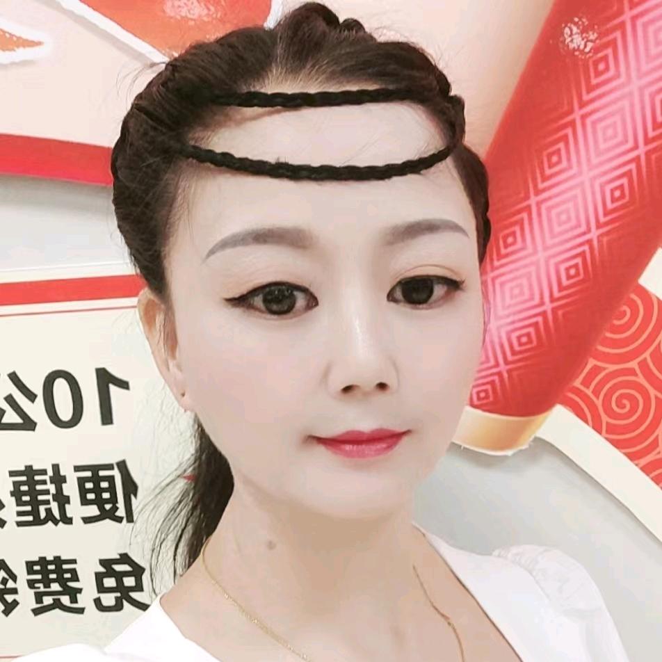 嫒嫒爱笑